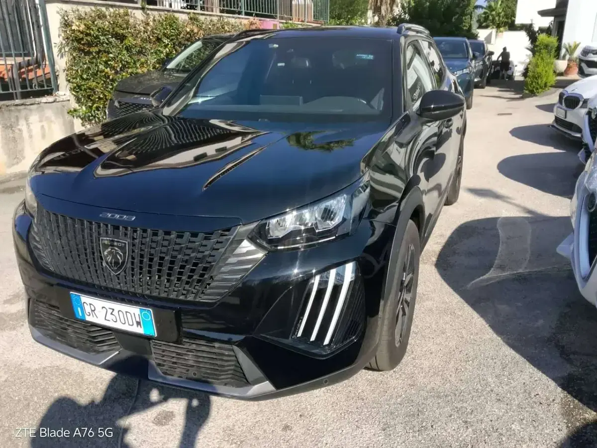 Usata Peugeot 2008 Allure 131 CV (96 kW) 2023 Other SUV