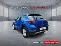 Usata VW T-Roc Life 110 CV (80 kW) 2024 Blu SUV