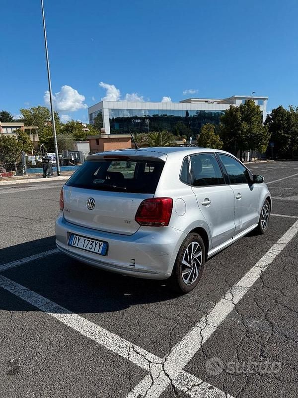 Usata VW Polo Comfortline 90 CV (66 kW) 2010 Grigio Berlina