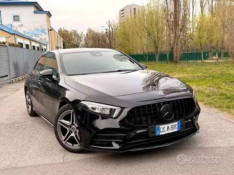 Usata Mercedes A200 AMG line 163 CV (119 kW) 2021 Nero Berlina