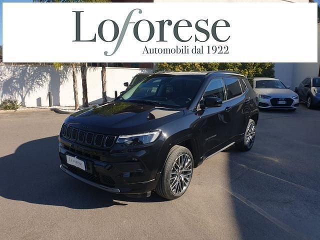 Usata Jeep Compass Summit 131 CV (96 kW) 2024 Nero metallizzato SUV
