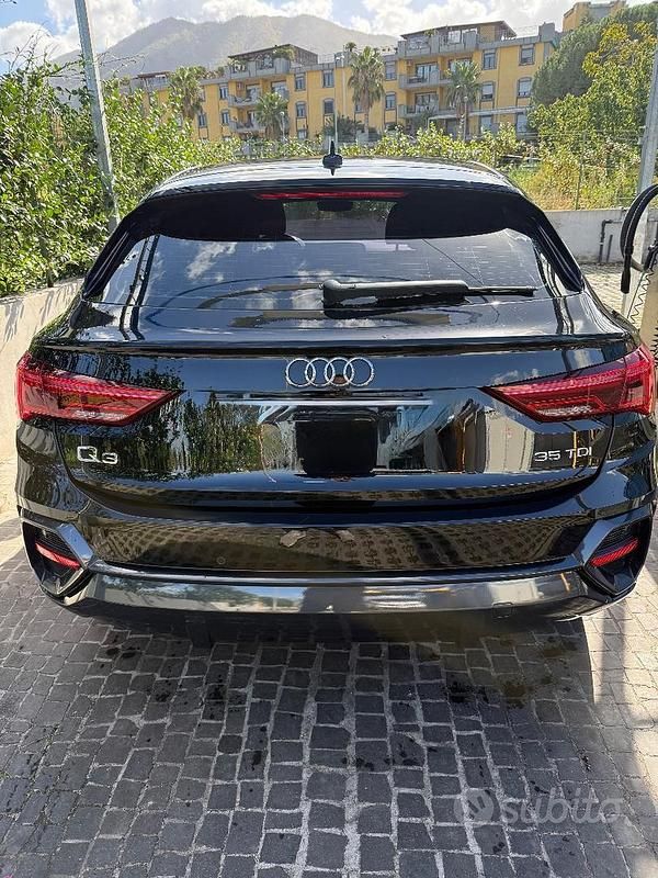 Usata Audi Q3 Sportback Business Plus 150 CV (110 kW) 2020 Nero SUV