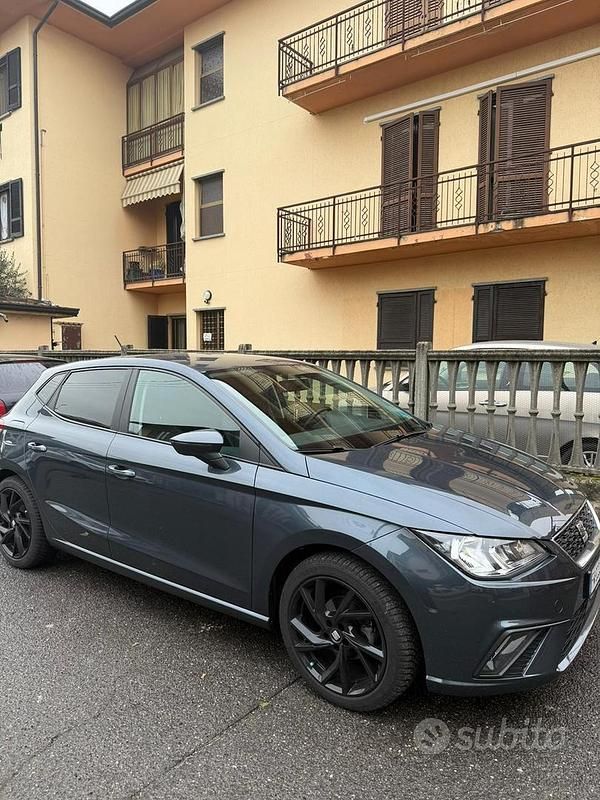 Usata Seat Ibiza Business 80 CV (58 kW) 2019 Blu Utilitaria
