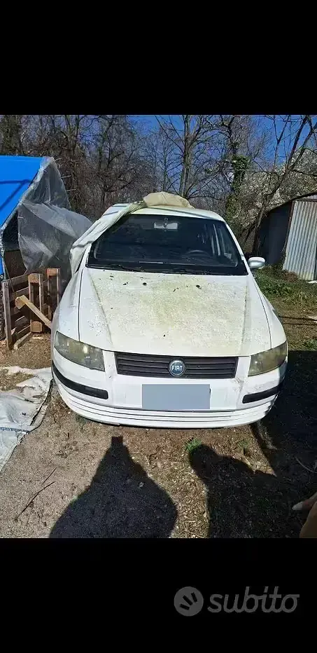 Usata Fiat Stilo 116 CV (85 kW) 2002 Marrone Berlina