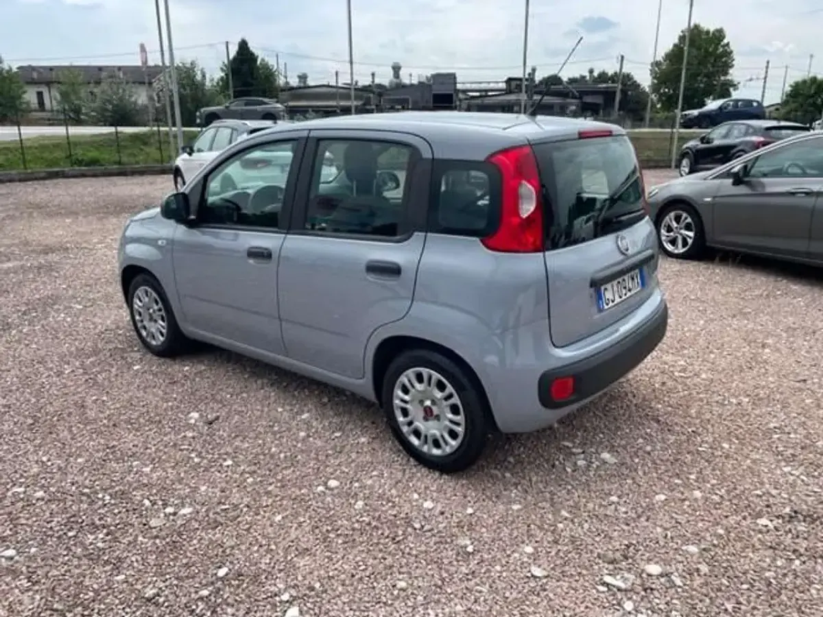 Usata Fiat Panda S 69 CV (50 kW) 2022 Grigio Utilitaria
