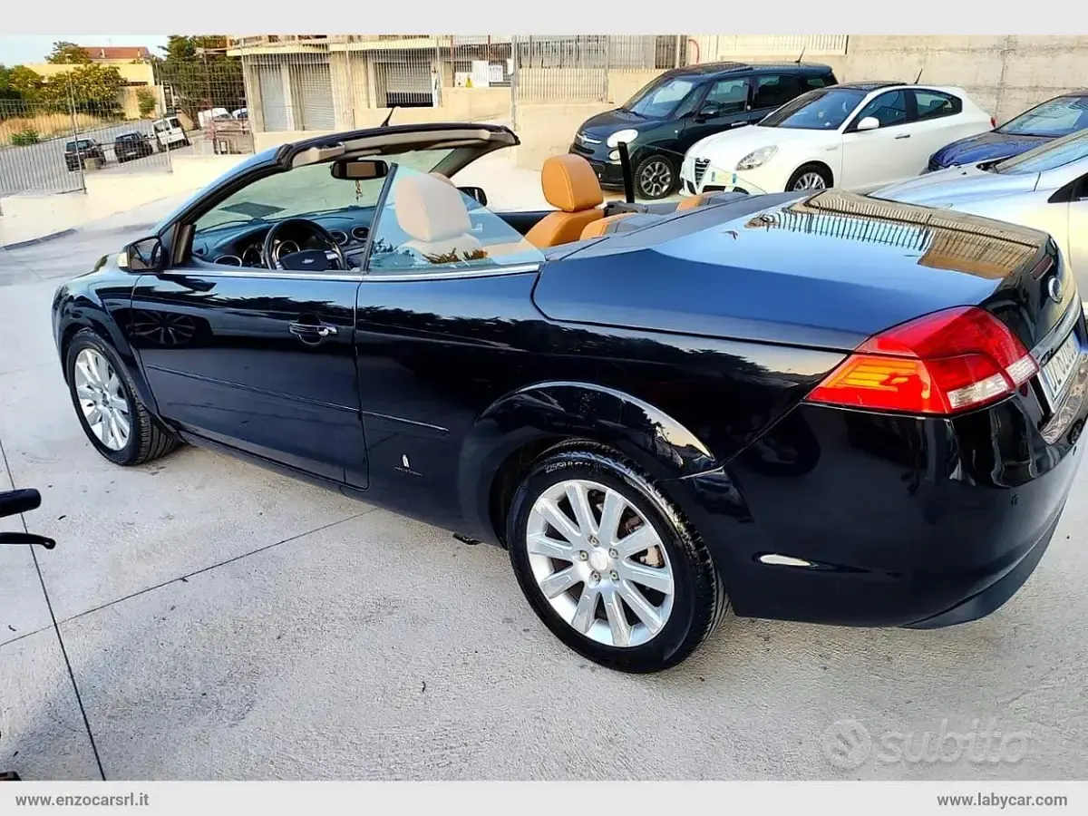 Occasion Ford Focus Cabriolet 136 ch (100 kW) 2009 Noir Cabriolet