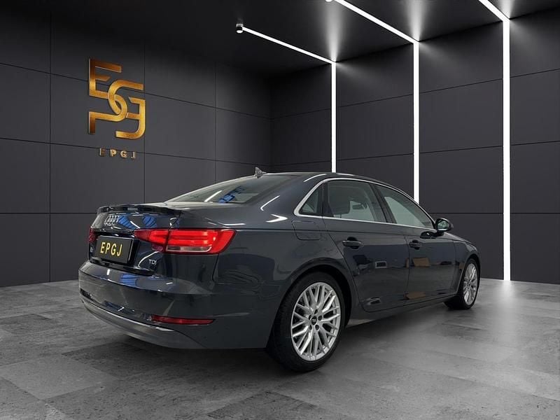 Usata Audi A4 Sport 150 CV (110 kW) 2016 Grigio Berlina