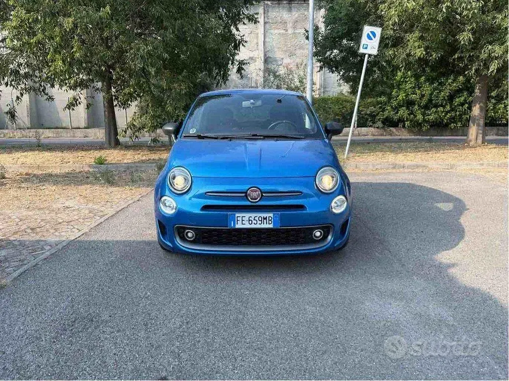 Usata Fiat 500 Riva 69 CV (50 kW) 2016 Bluazzurro Utilitaria