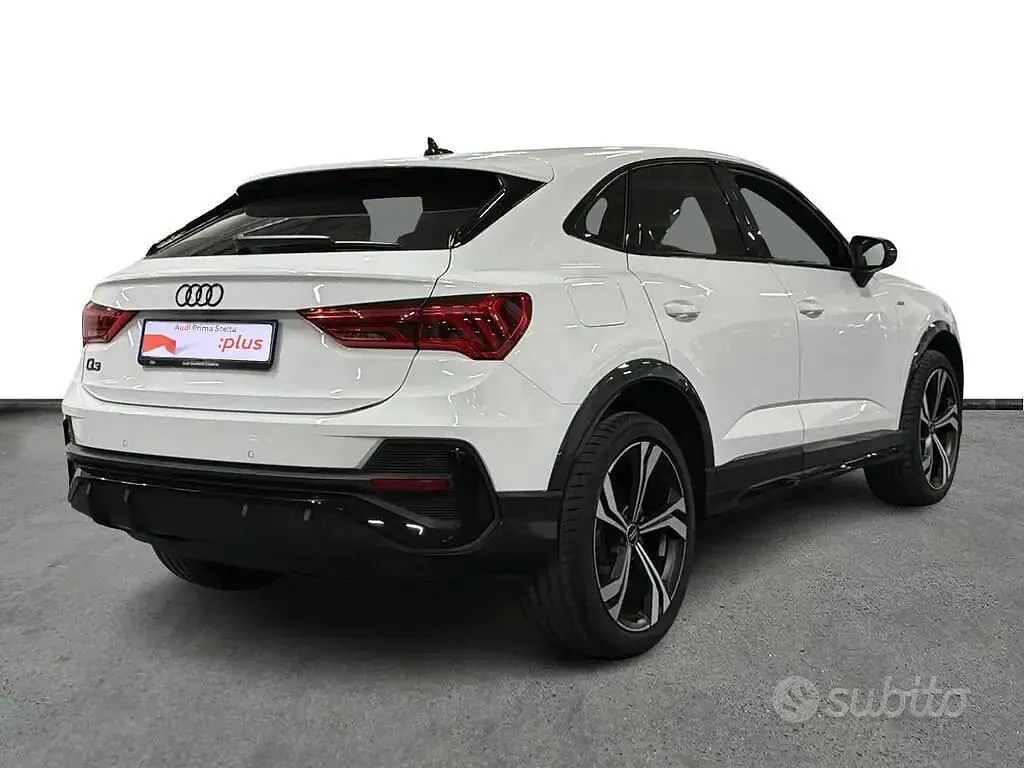 Usata Audi Q3 Sportback Comfort 150 CV (110 kW) 2025 Bianco SUV