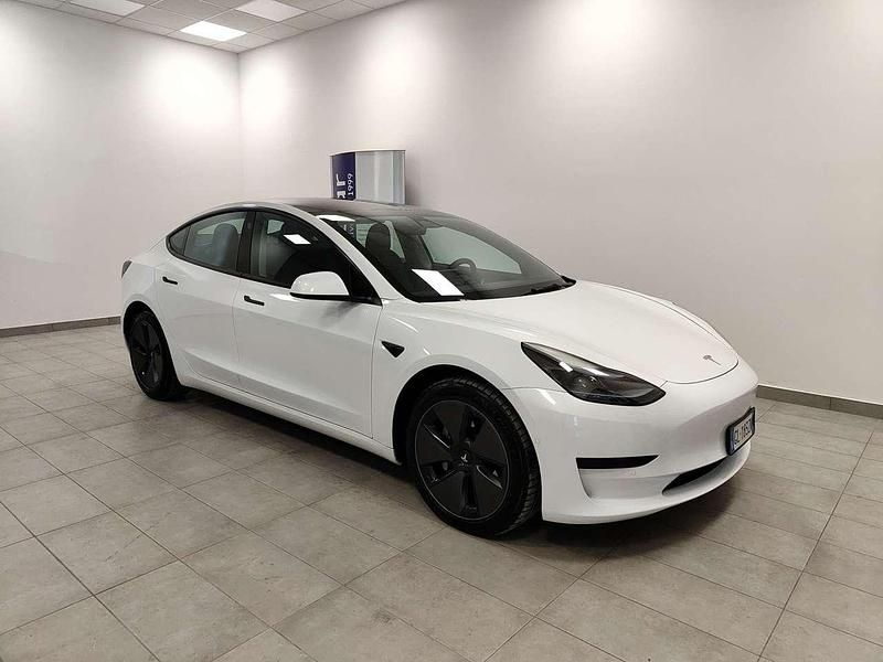 Usata Tesla Model 3 RWD 88 kW (120 CV) 2022 Bianco Berlina