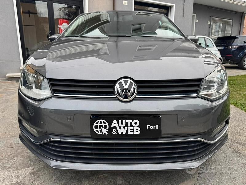 Usata VW Polo 90 CV (66 kW) 2014 Grigio Berlina