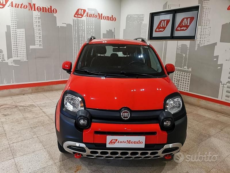 Usata Fiat Panda Cross Cross 85 CV (62 kW) 2019 Rosso Utilitaria