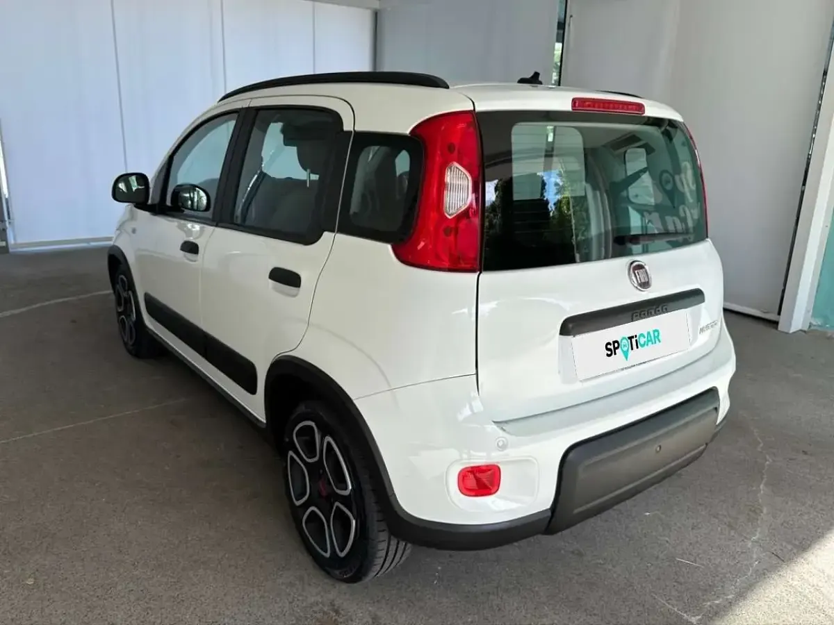 Usata Fiat Panda City Life 70 CV (51 kW) 2021 Bianco Utilitaria