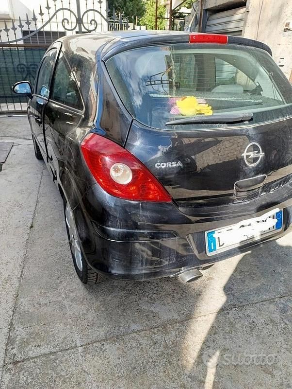 Occasion Opel Corsa 90 ch (66 kW) 2007 Noir Citadine