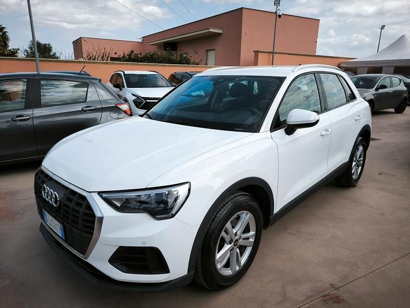 Usata Audi Q3 Business 150 CV (110 kW) 2022 Bianco SUV