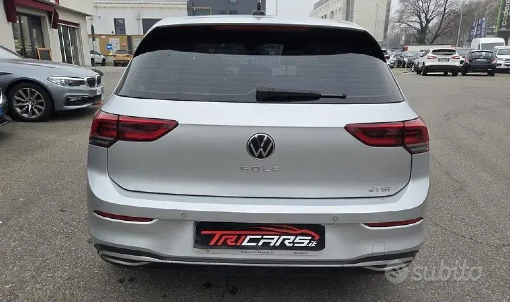 Occasion VW Golf VIII Style 131 ch (96 kW) 2021 Gris Berline