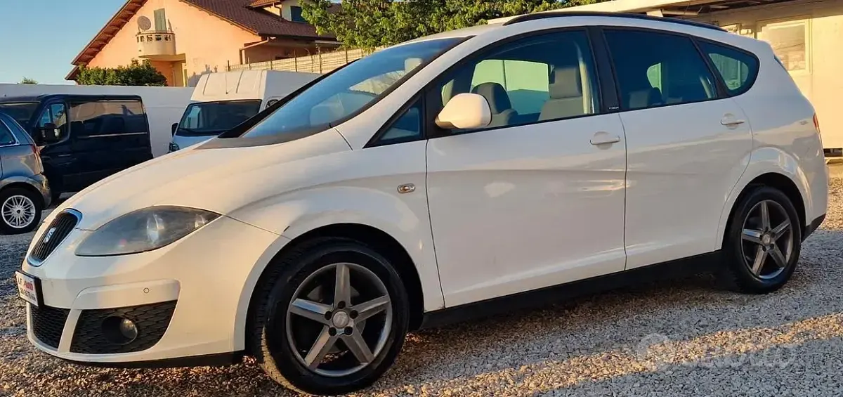 Usata Seat Altea XL I-Tech 105 CV (77 kW) 2014 Bianco Monovolume