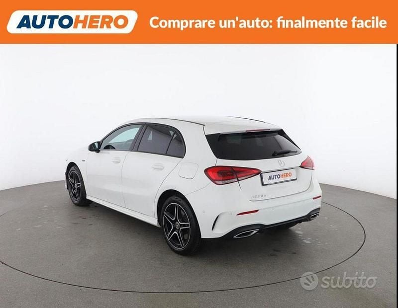 Usata Mercedes A250 Premium 160 CV (117 kW) 2020 Bianco Berlina