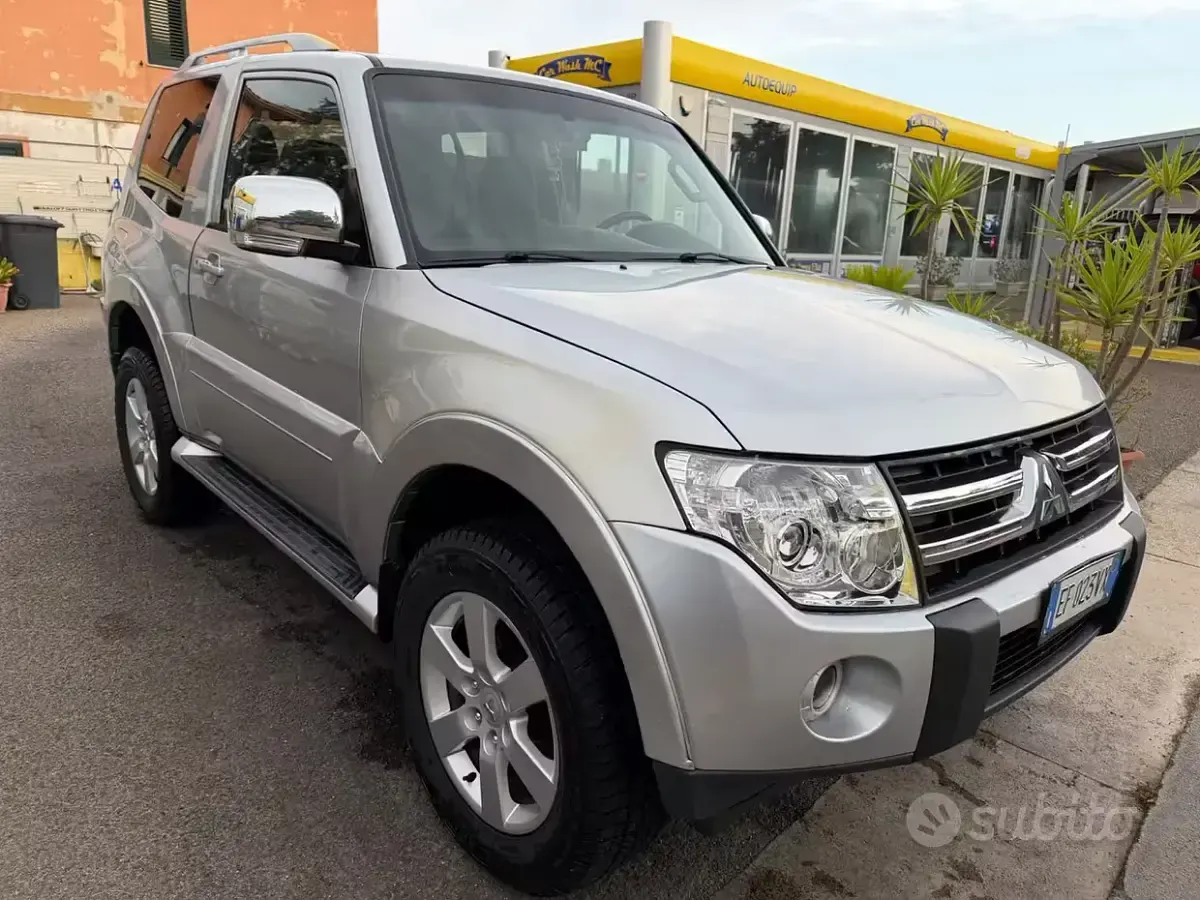 Usata Mitsubishi Pajero 160 CV (117 kW) 2007 SUV
