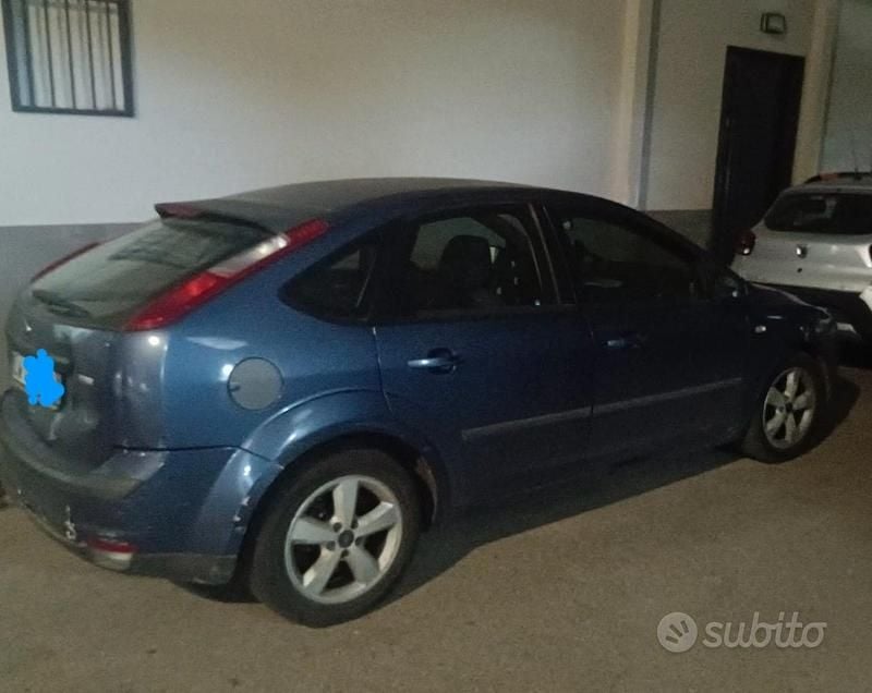Usata Ford Focus 2005 Blu Berlina