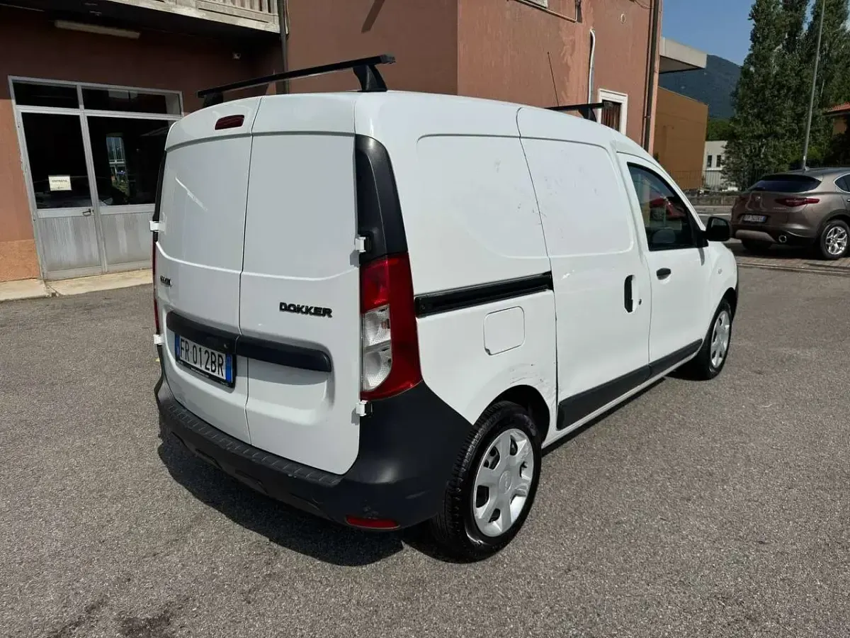 Usata Dacia Dokker 102 CV (75 kW) 2018 Bianco Monovolume