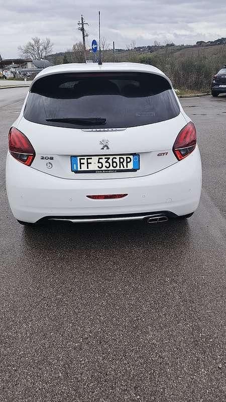 Usata Peugeot 208 GTi 208 CV (152 kW) 2016 Utilitaria