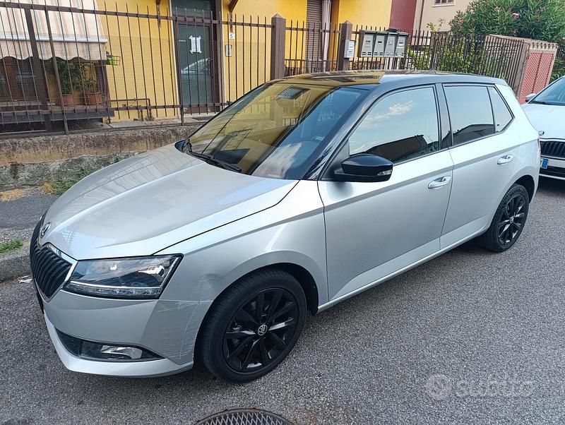 Argento Usata 2020 Skoda Fabia Design Edition Due volumi | 7800 € (Super prezzo) - Immagine 1/4