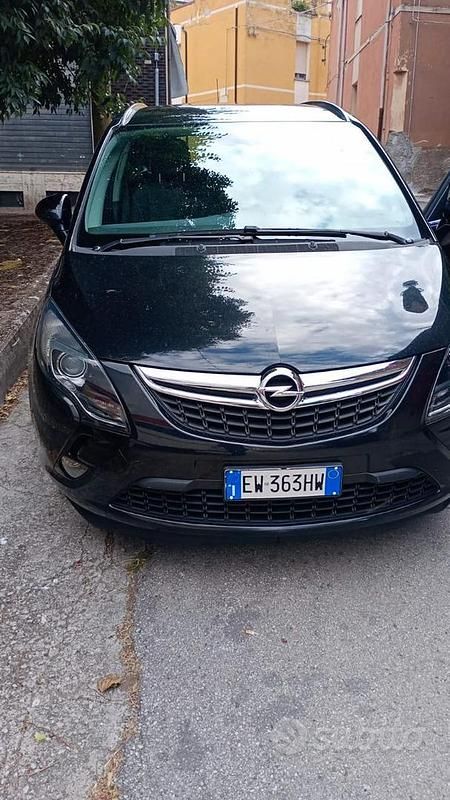 Usata Opel Zafira Tourer 110 CV (80 kW) 2014 Nero Monovolume