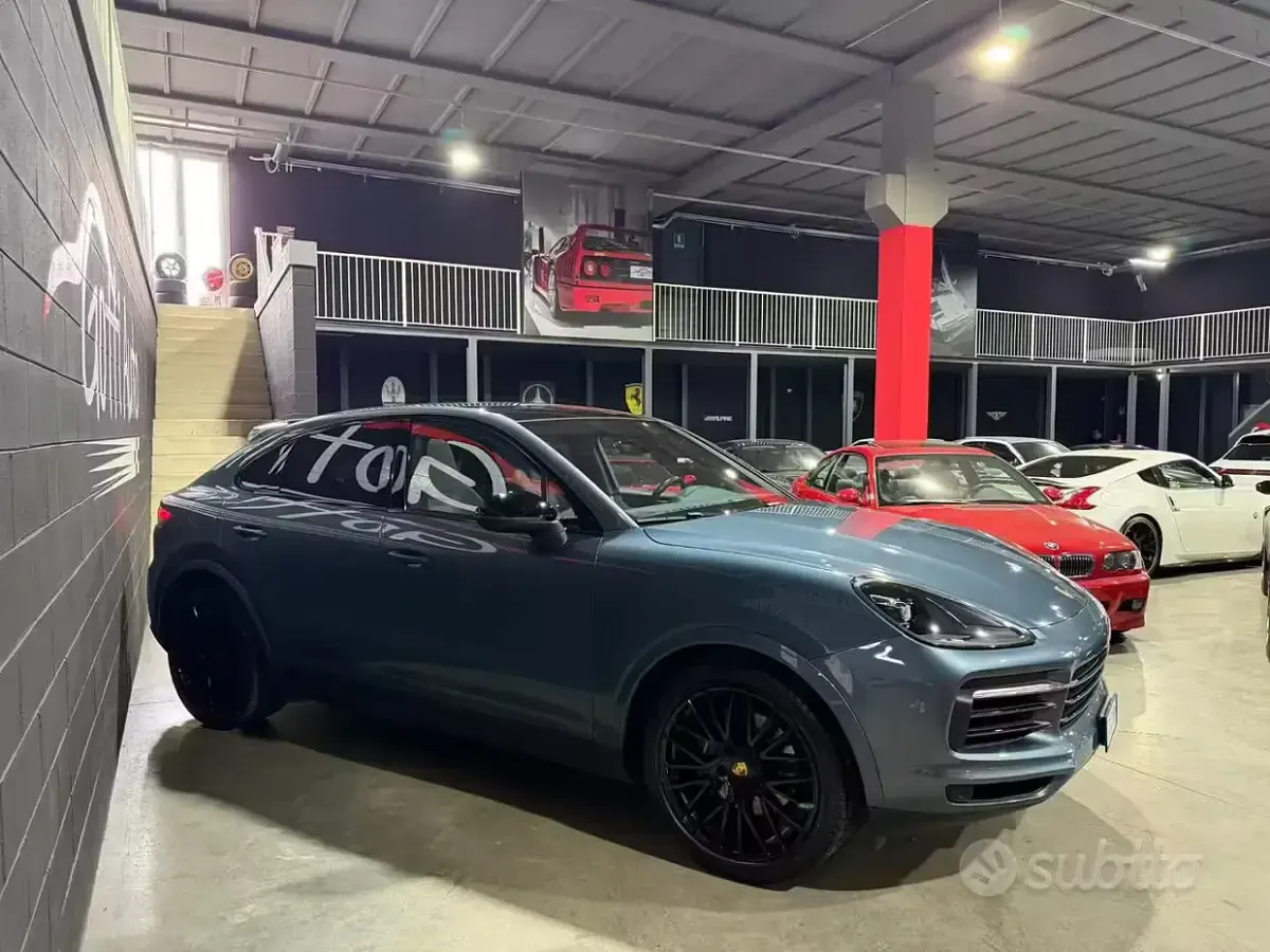 Usata Porsche Cayenne Coupe 340 CV (250 kW) 2019 Blu SUV