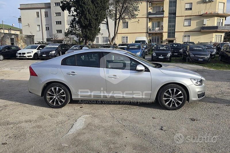 Usata Volvo S60 Dynamic 150 CV (110 kW) 2018 Grigio Berlina
