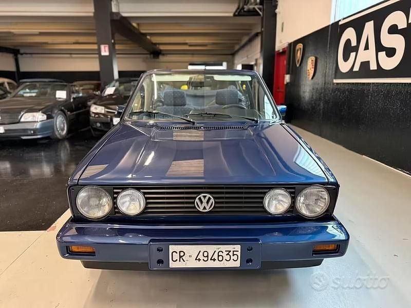 Usata VW Golf Cabriolet 98 CV (72 kW) 1993 Blu Cabrio