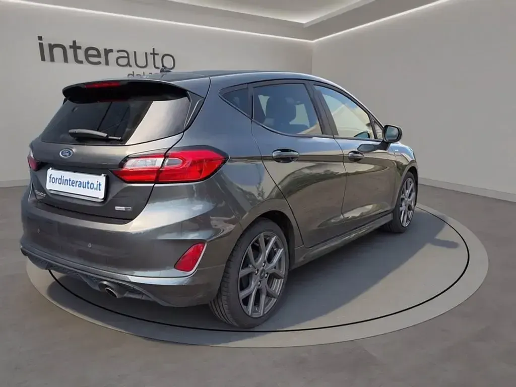 Usata Ford Fiesta ST-Line 125 CV (91 kW) 2022 Magnetic grey Utilitaria