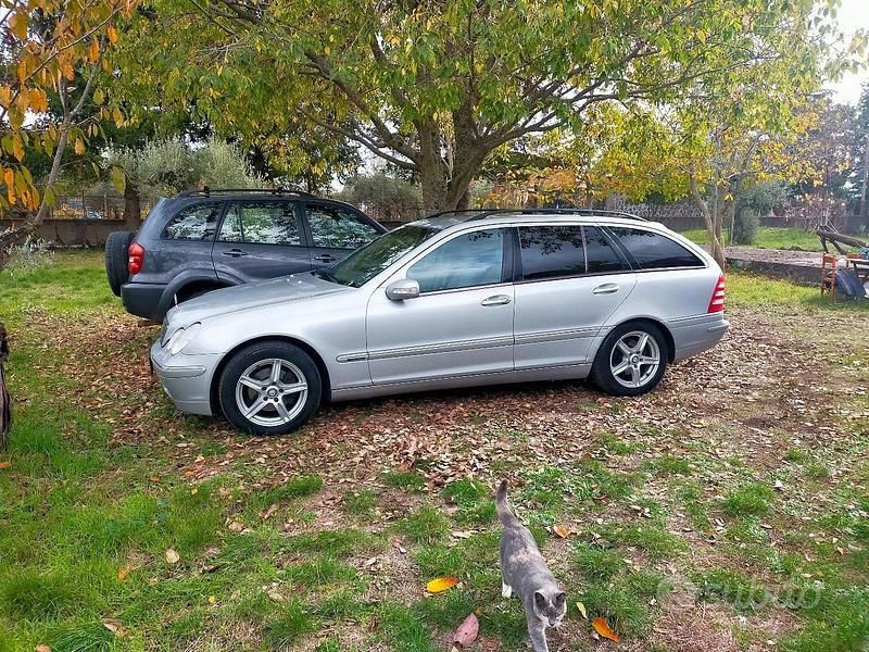 Grigio Usata 2002 Mercedes C180 Elegance Station wagon | 1900 € (Ottimo prezzo) - Immagine 1/4