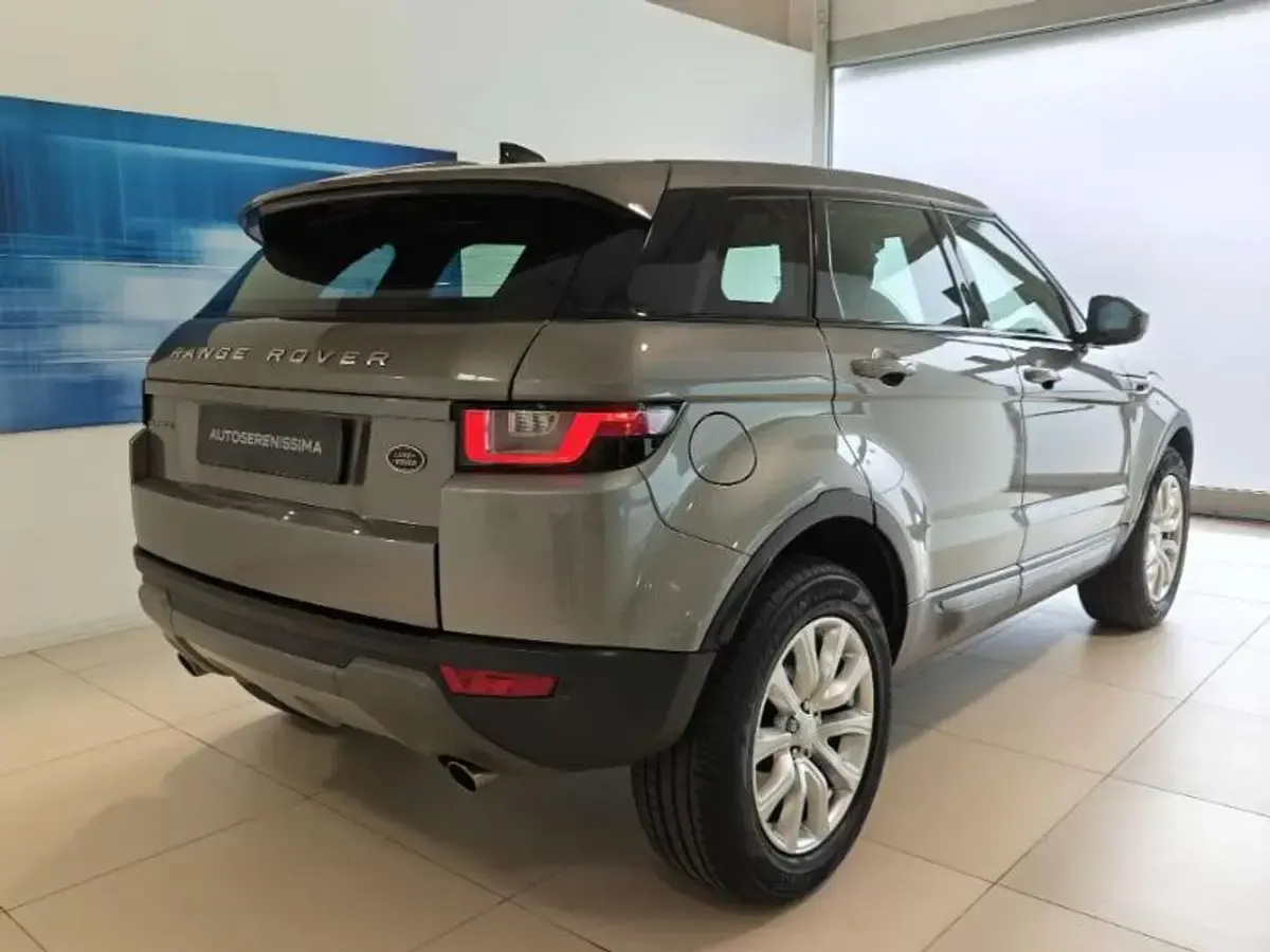 Usata Land Rover Range Rover evoque SE 150 CV (110 kW) 2018 Other Station wagon