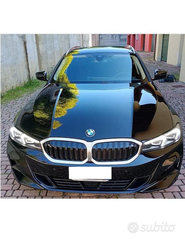 Usata BMW 318 150 CV (110 kW) 2022 Nero Station wagon