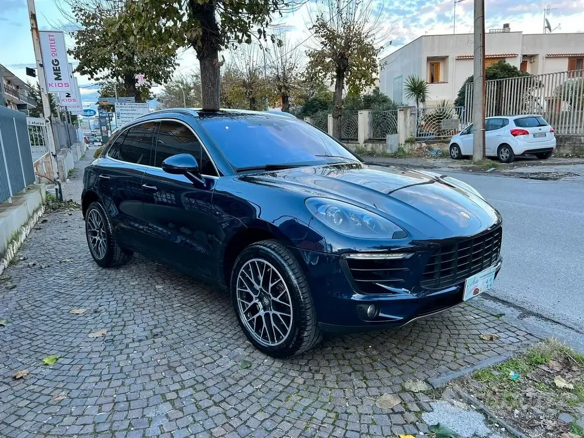 Usata Porsche Macan 250 CV (183 kW) 2017 Blu SUV