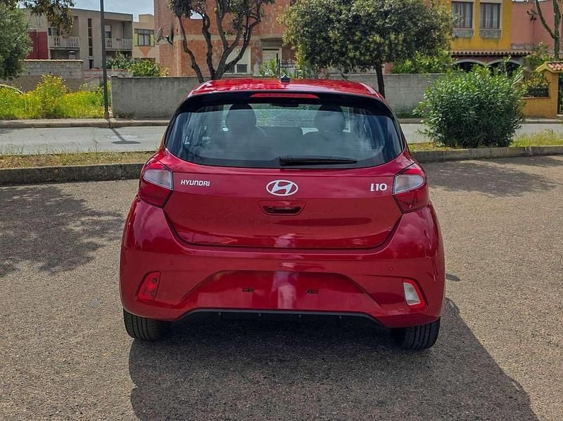 Ny Hyundai i10 63 HK (46 kW) 2026 Rød Hatchback