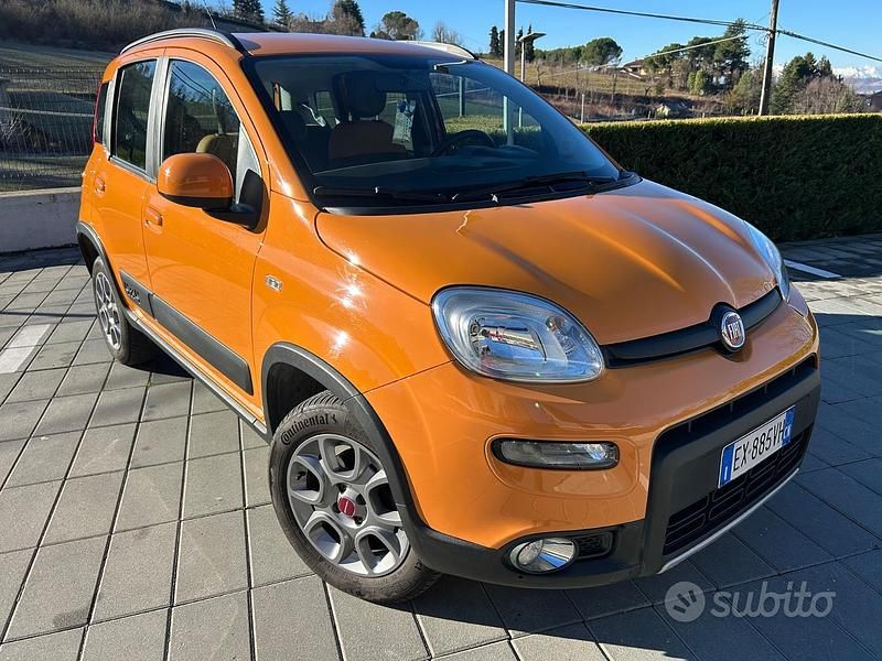 Usata 2015 Fiat Panda 4x4 Due volumi | 9500 € (Super prezzo) - Immagine 1/4