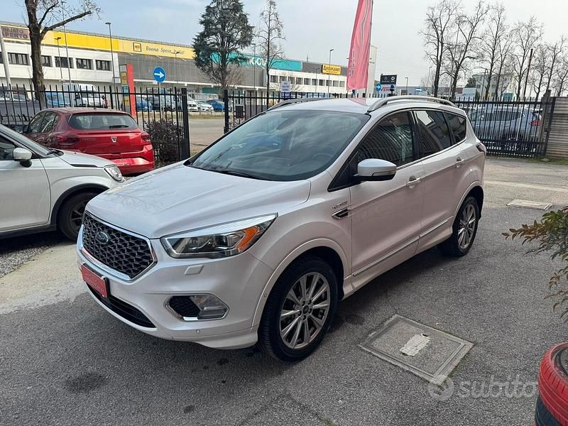 Usata Ford Kuga Vignale 150 CV (110 kW) 2017 Bianco SUV