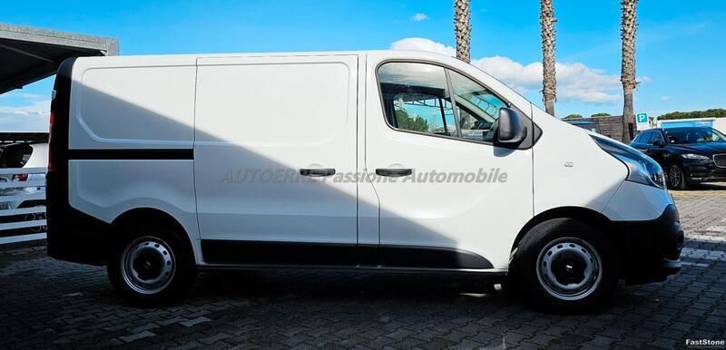 Usata Renault Trafic 145 CV (106 kW) 2019 Bianco Monovolume