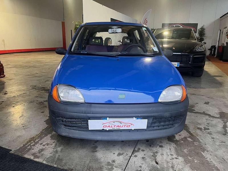 Usata Fiat Seicento Young 39 CV (28 kW) 1999 Blu metallizzato Utilitaria