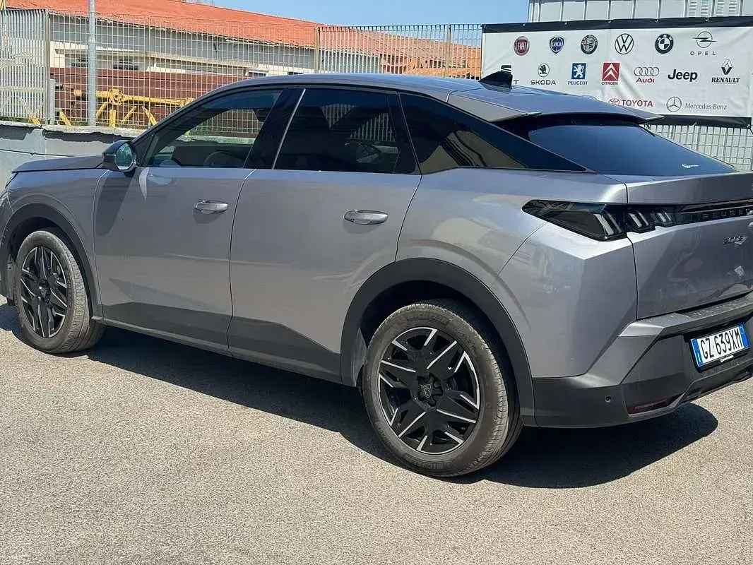 Usata Peugeot 3008 Allure 136 CV (100 kW) 2025 SUV