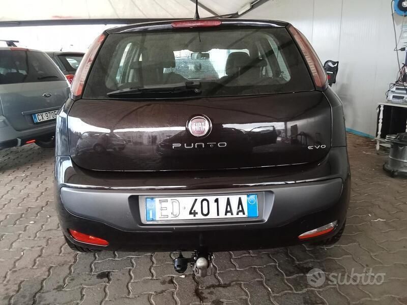 Usata Fiat Punto Evo Dynamic 90 CV (66 kW) 2010 Nero Utilitaria