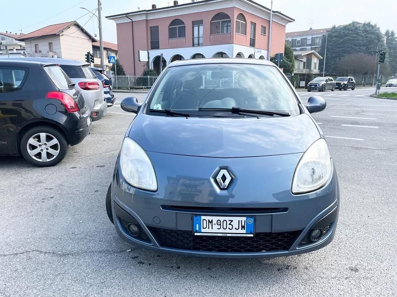 Usata Renault Twingo 65 CV (47 kW) 2008 Grigio Utilitaria