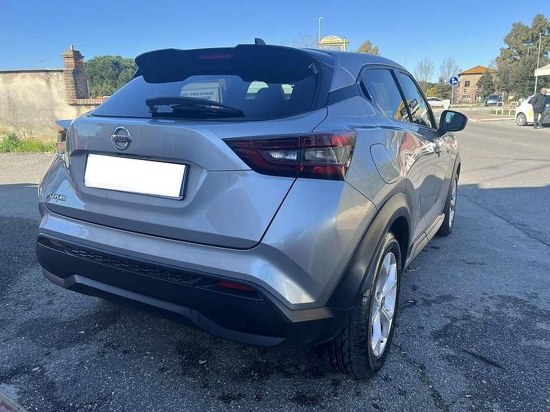 Usata Nissan Juke N-Connecta 114 CV (83 kW) 2021 Argento SUV