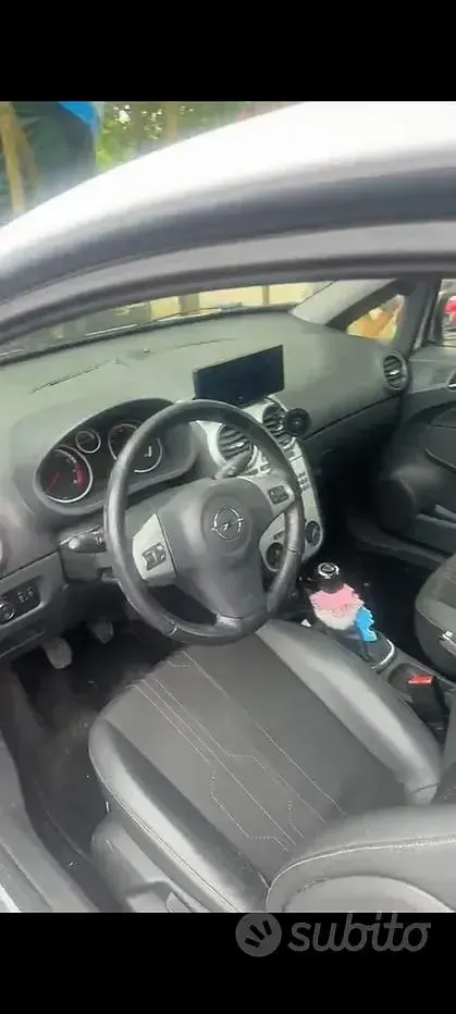 Usata Opel Corsa 85 CV (62 kW) 2013 Bianco Utilitaria