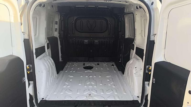 Usata Fiat Doblò 105 CV (77 kW) 2020 Monovolume
