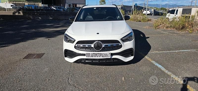 Usata Mercedes GLA200 Premium 149 CV (109 kW) 2020 Bianco SUV