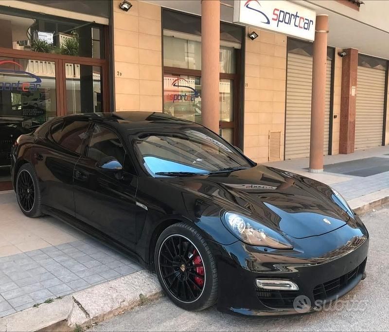 Usata Porsche Panamera Turbo S Executive 551 CV (405 kW) 2013 Nero Berlina