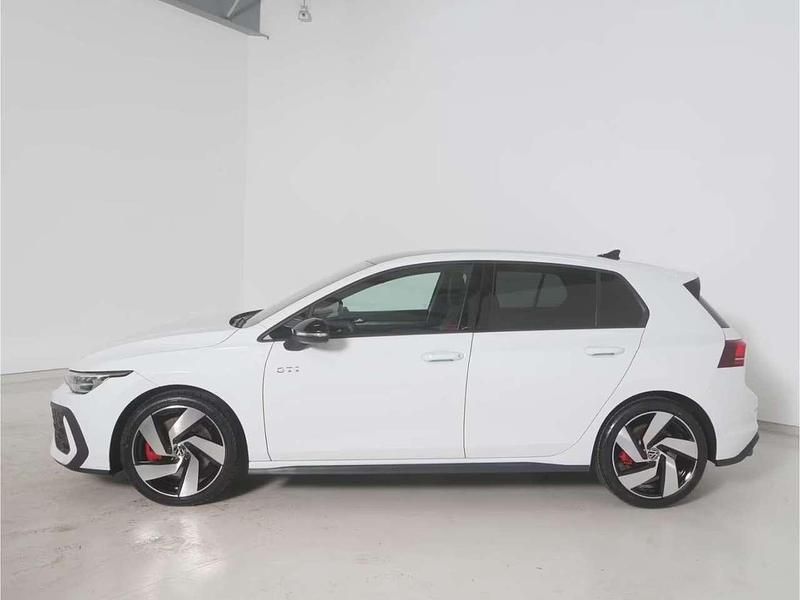Usata VW Golf VIII Style 265 CV (194 kW) 2025 Bianco Utilitaria